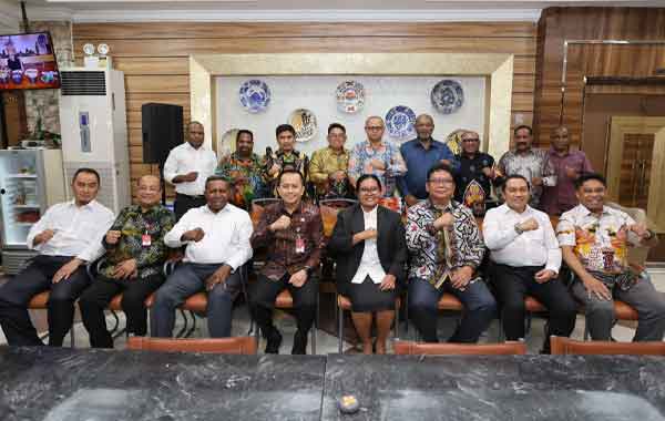 Agus Fatoni Gebrakan Pertama