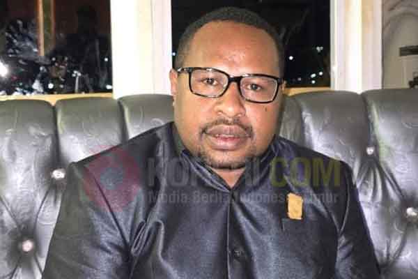 Resmi Pimpin Pansus LKPJ Papua Barat 2024, Aloysius Siep Tegaskan Dua Hal Ini 1 Aloysius Siep S.E