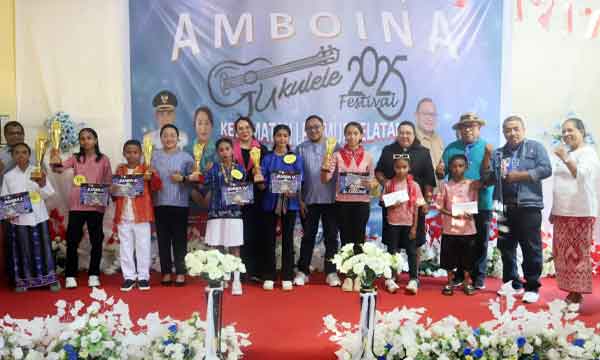 Amboina Jukulele Leitisel 3 Wakil