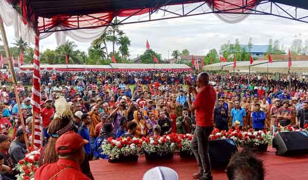BIAK BERGELORA: Teriakan "PSU" Pilih 1 Ulang Bergema di Kampanye BTM-CK 2 BTM Biak bergelora2
