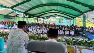 Bupati Buru Wabup Santuni Anak yatim