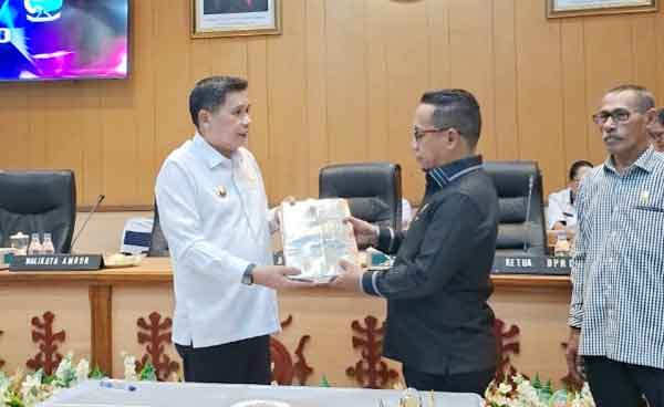 DPRD Pemkot Ambon Rapat Paripurna II 1