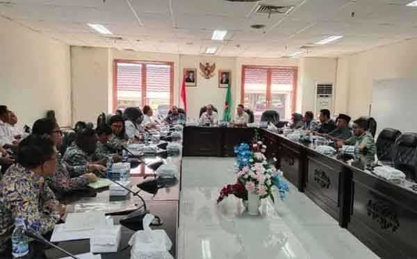 Komisi III DPRD Maluku Bahas Jembatan Wai Ela