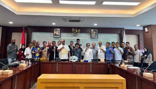 Komisi IV DPRP Papua Barat Kaltim