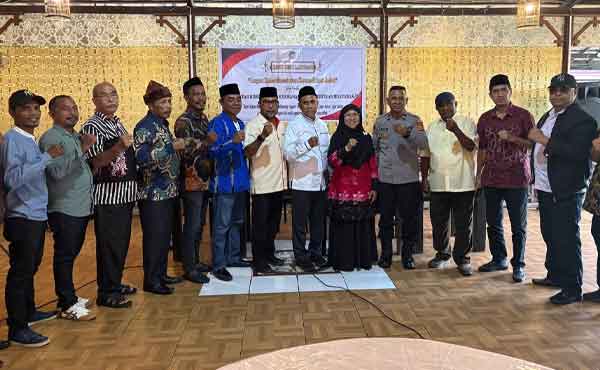 Latupati Leihitu Rakor n Konsultasi Adat2