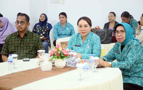 Upaya Turunkan Angka Stunting di Ambon, Lisa Minta Kerja Keras Semua Pihak 1 Lisa Watimena Rembuk Stunting Juli 2025