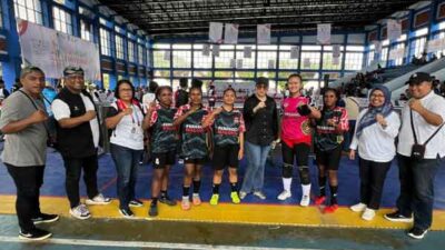 Lisa Wattimena Sepakbola Berjalan