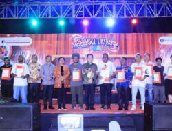 Cetak Sejarah, Pemprov Serahkan 4000an Sertifikat HAKI bagi Pelaku Kreatif Papua