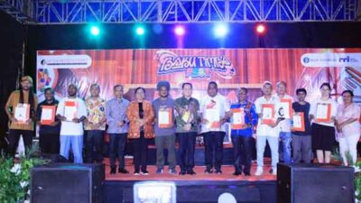 Cetak Sejarah, Pemprov Serahkan 4000an Sertifikat HAKI bagi Pelaku Kreatif Papua