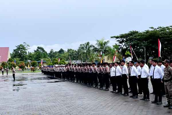 Polda PB Apel Gelar Pasukan Ops Mansinam 2025