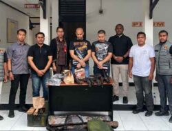 Tahap II, Penyidik Polda PB Serahkan 2 TSK dan BB Senpi Ilegal ke Kejaksaan