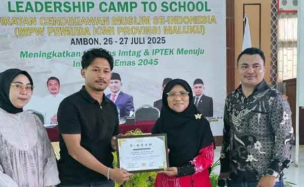 Saadiah Uluputty Giat Pemuda ICMI Maluku