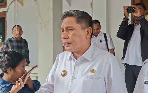 Walkot BW Alih Fungsi 2 Pasar