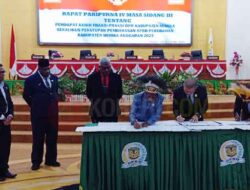 8 Fraksi DPRK Mimika Kompak Setujui RAPBD Perubahan 2025