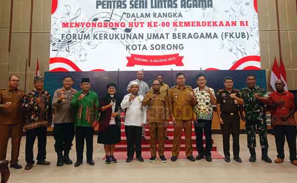 FKUB Kota SOrong Pentas Seni Lintas Agama
