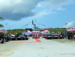 KRI Matabongsang-873 Dukung Upacara HUT ke 80 RI di Pulau Mbromsi