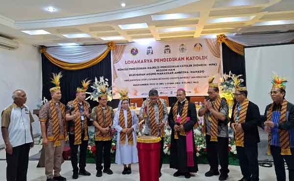 Wali Kota Ambon: Pendidikan Penting Untuk Cetak Generasi Unggul 1 IMG 20250828 WA0020