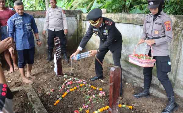 Kapolres Yapen Almarhum IPDA Ares Suranto