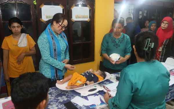 Lisa Wattimena Posyandu Rambutan Tawiri