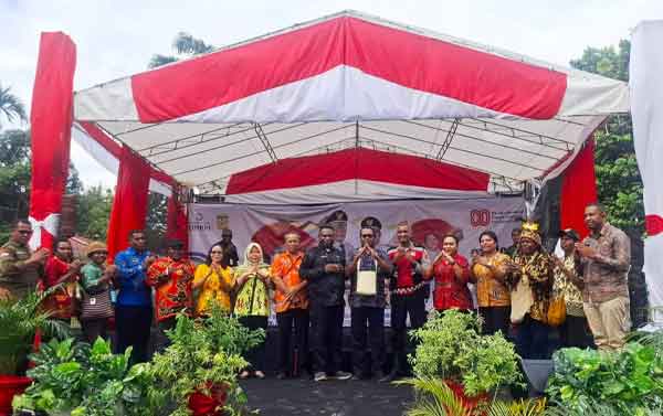 Geliat Meriahkan HUT ke 10 UMKM, Pemkab Mimika Dorong Ekonomi Kerakyatan 1 Pemkab Mimika Gelar HUT ke 10 UMKM