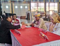 Semarak HUT RI ke 80: 101 Pasangan di Mimika Ikuti Nikah Massal-Itsbat Nikah