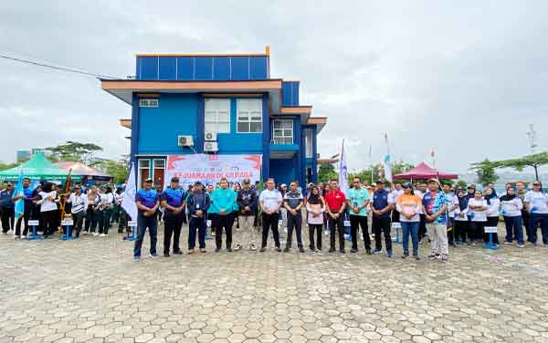 Swiss belhotel Ambonn Zest Hotel Ambon Lombar instansi Vertikal