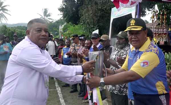 Mamberamo Raya Gelar Turnamen Sepak Bola Bupati Cup III, Libatkan 16 Klub 3 Turnamen Bupati Cup III Mambraya2