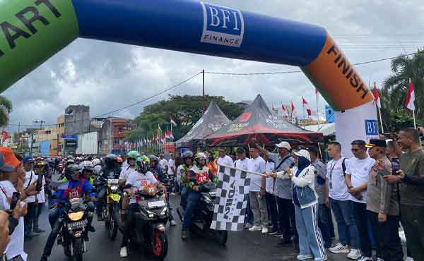 Resmi Buka Amboina Wisata Auto Rally, Ini Apresiasi dan Harapan Wali Kota 2 Walkot BW Amboina Auto Rally 2025 3