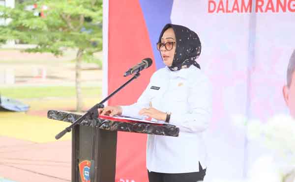 Wawali Ely Lomba Senam Lansia HTU RI 80