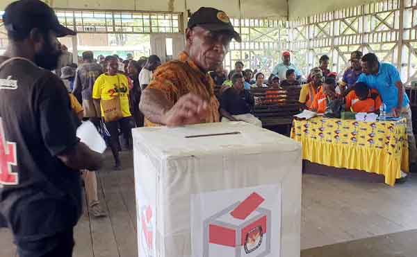 Yoshua Bilasa Kepala Kp Kasonaweja