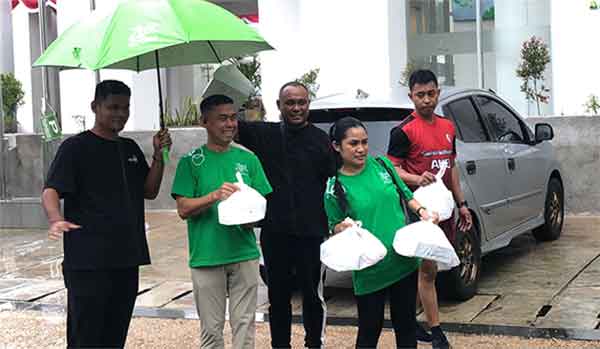 Zest Ambon Hotel Bagi2 makanan 1