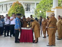 Terkejut Temukan Ratusan PNS Belum Sumpah Jabatan, Bupati Mimika Tegaskan Ini