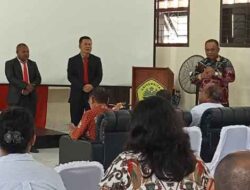 2 Calon Paparkan Visi-Misi, Berebut Kursi Dekan FH Uncen 2025-2029