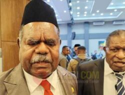 Gubernur Elkam : Catatan Penting DPRP Wajib Ditindaklanjuti