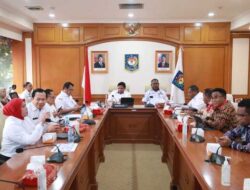 Gubernur PBD Serahkan Aspirasi 3 Pulau, Begini Penegasan Wamendagri