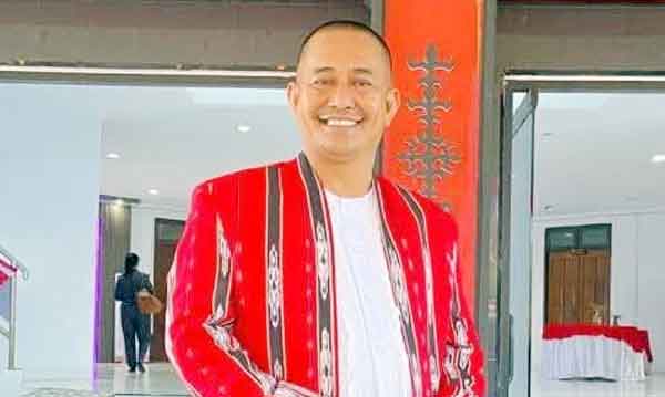 Lucky Upulatu Nikijuluw5