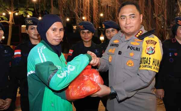 Polisi Wanita RI Gelar Doa, Silaturahmi dan Baksos Sambut Hari Jadi ke 77 Tahun 1 Polwan RI Polda Papua Ojol Kota Jayapura