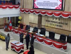 Wali Kota Sorong Serahkan LKPj APBD 2024, Ini Penegasan DPRK