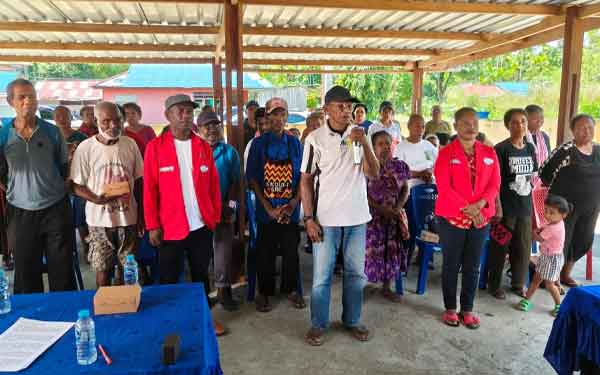 BMP RI Salurkan Bantuan Sembako, Lakukan Ini Bersama Warga Skouw Mabo 3 BMP Kota JPR Bantuan Sembako Skouw Mabo2