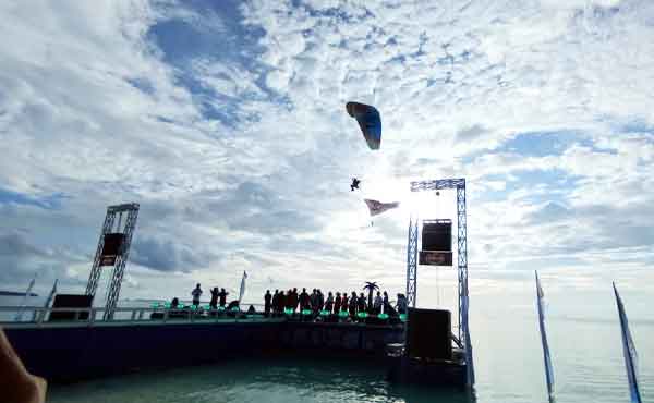 Bupati Mimika Gagas Kolaborasi Pariwisata Timur di Ajang Festival Pesona Meti Kei 3 Bupati Mimika FPMK 2025 3