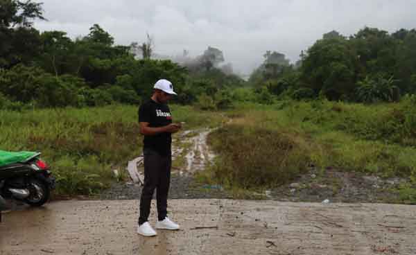 Soroti Ruas Jalan Ring I Perusahan, Carstensz: Gubernur PBD-Bupati Sorong Harus Serius 3 Carstensz Inigo Ortez Malibel Ruas Jalan3