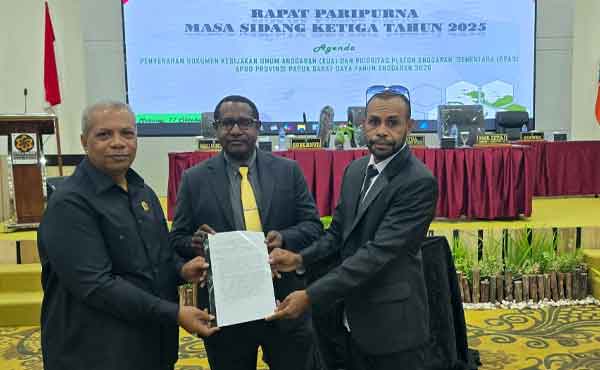 Cartensz Malibela serahkan Usulan Perdasus Masy Adat