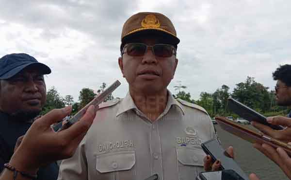 Dwi Cholifah Kepala Bapenda Mimika