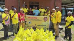 HUT ke 61, Golkar Mamberamo Raya Sambangi Denominasi Gereja Bagi Paket Sembako
