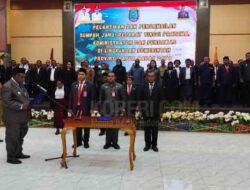 Gubernur Elisa Lantik 50 Pejabat di Pemprov PBD, Mantan Anak Buah Jabat Kepala BPKAD