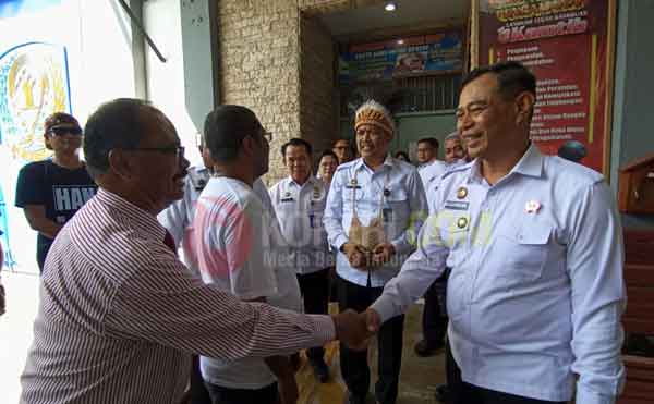 Resmi Bebas dari Lapas Abepura, Mantan Bupati Biak Siap Dorong Soal Ini 4 Herry A Naap Bebas dari Lapas4