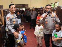 Kapolda Papua Bantu Anak-Anak Panti Asuhan Terdampak Kebakaran