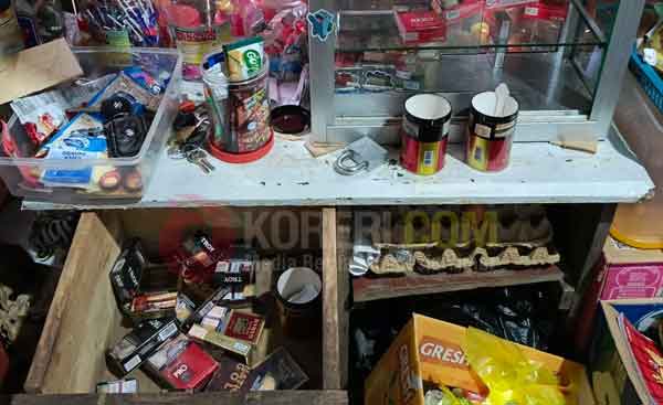 Maling Bobol Sebuah Kios di Puncak Arfak Sorong, Sejumlah Barang Dagangan Raib 2 Kios Nindi Dibobol Maling2