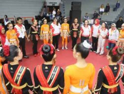 Lisa Wattimena Pimpin KORMI Ambon Juara II Lomba Senam Kreasi Nasional 2025