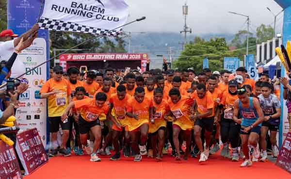 Semarak HLN-Sumpah Pemuda 2025, PLN Gandeng Komunitas Gelar BRC Electric Run di Wamena 1 PLN Lomba Lari BRC Electric Run Wamena 2025
